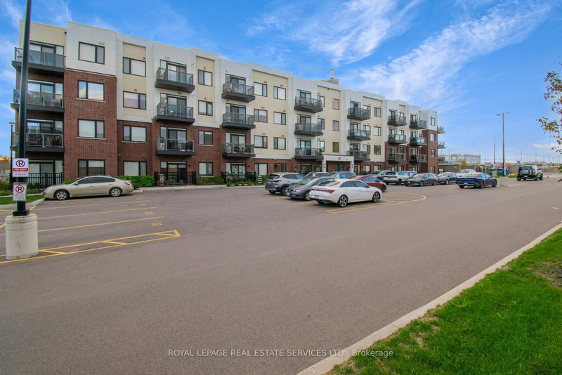 113 - 62 Sky Harbour Dr, Brampton, L6Y 0C1 | Image 2
