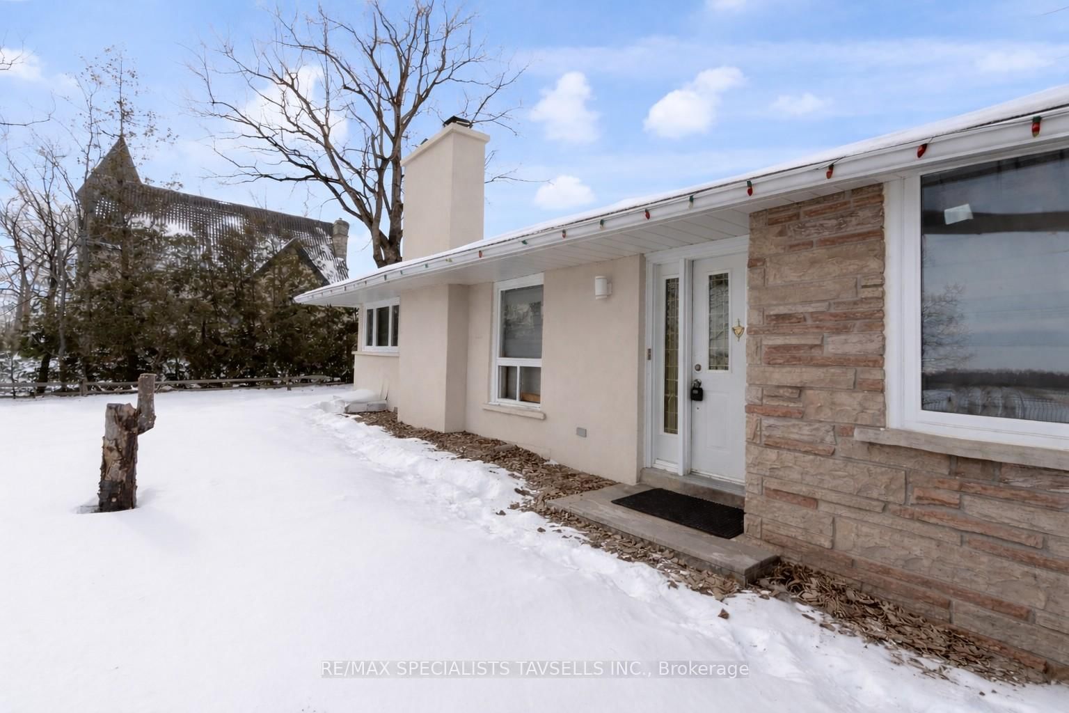 Detached House for sale at 16817 22 SIDE Road, Halton Hills, Ontario, L7G 4S8 - Rural Halton Hills - MLS: W12532212