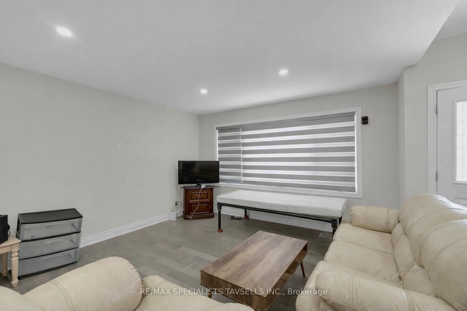 Detached House for sale at 16817 22 SIDE Road, Halton Hills, Ontario, L7G 4S8 - Rural Halton Hills - MLS: W12532212