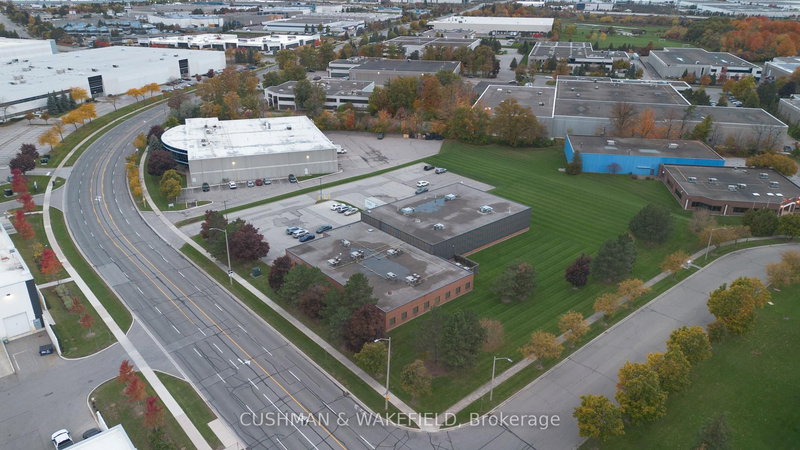 2433 Meadowvale Blvd, Mississauga, L5N 5S2 | Image 3