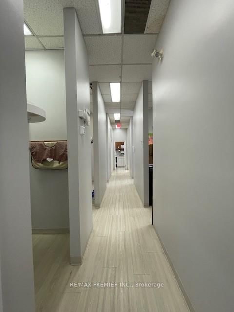 2120 Eglinton Avenue W, Unit F - Photo 20