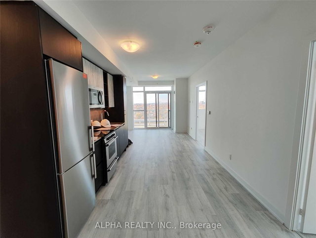 1610 - 251 Manitoba Street