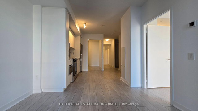 520 - 260 Malta Avenue