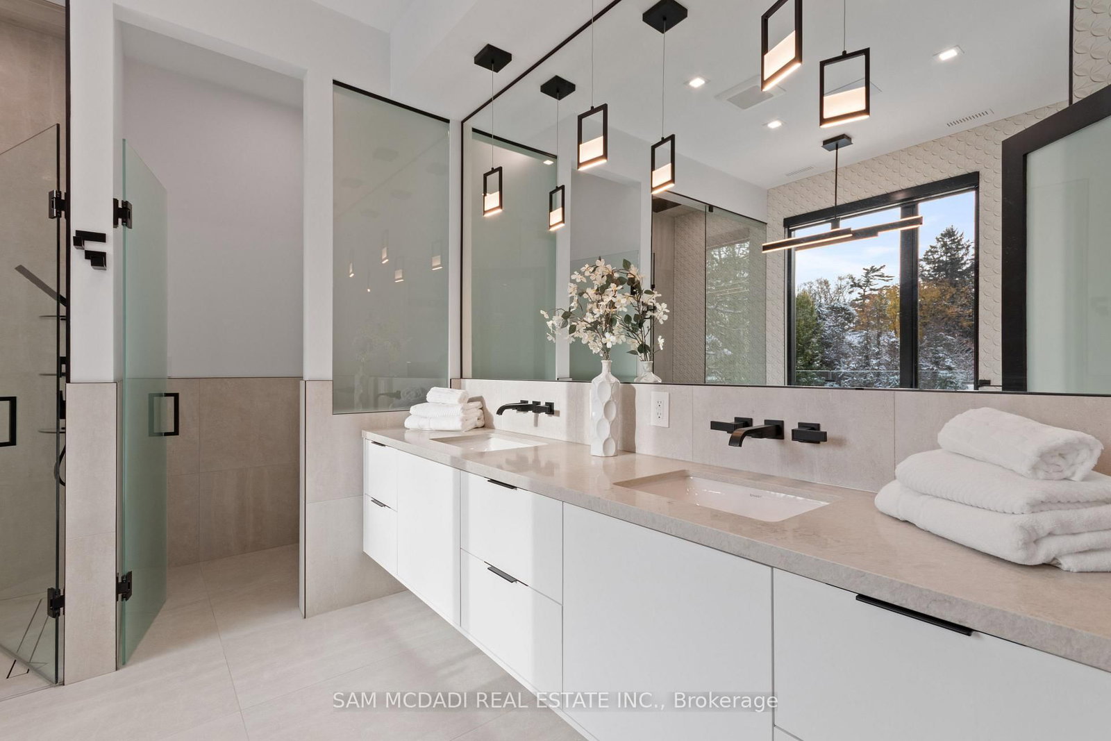 Detached House for sale at 112 Elton Park Road, Oakville, Ontario, L6J 4C1 - Morrison - MLS: W12539428