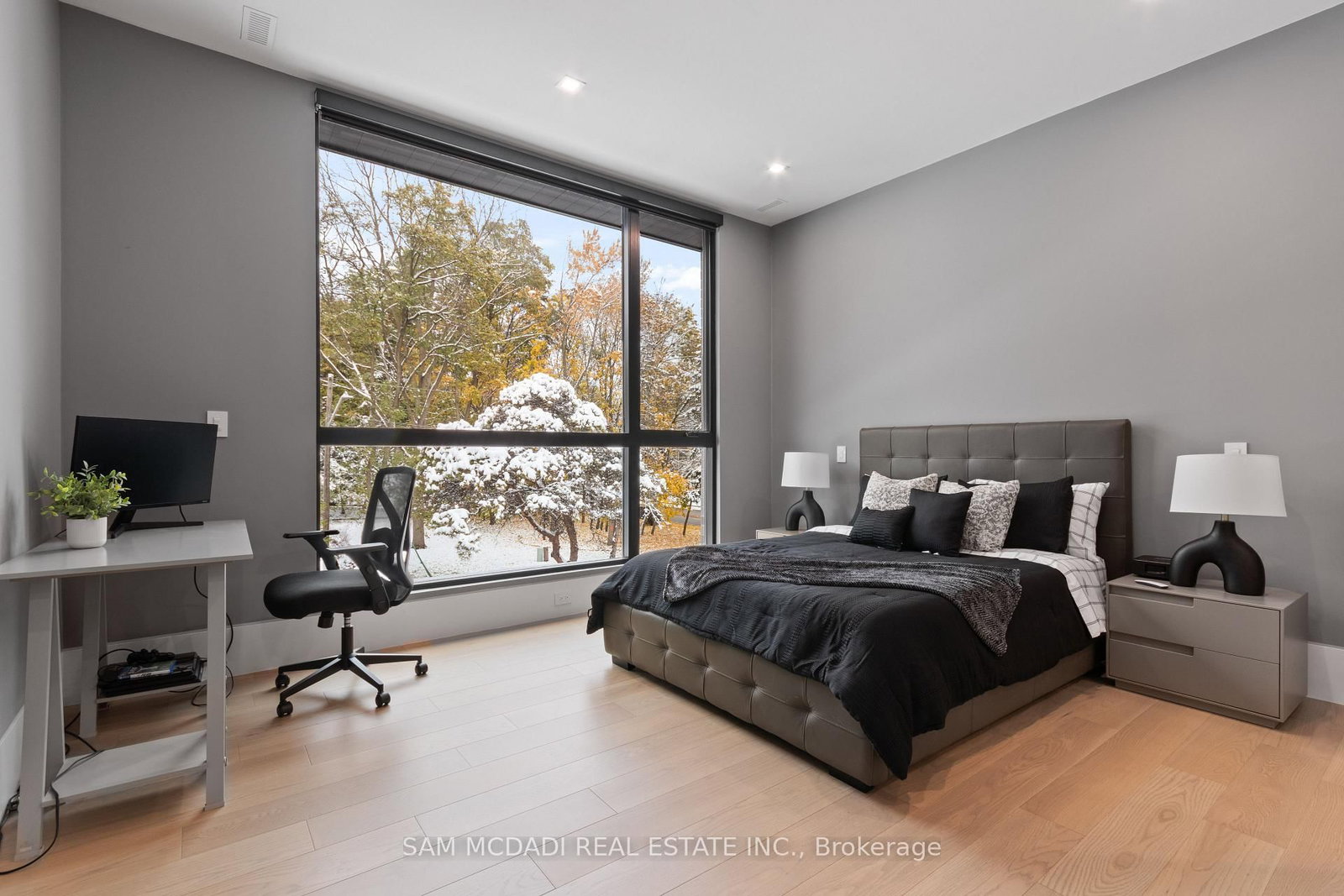 Detached House for sale at 112 Elton Park Road, Oakville, Ontario, L6J 4C1 - Morrison - MLS: W12539428