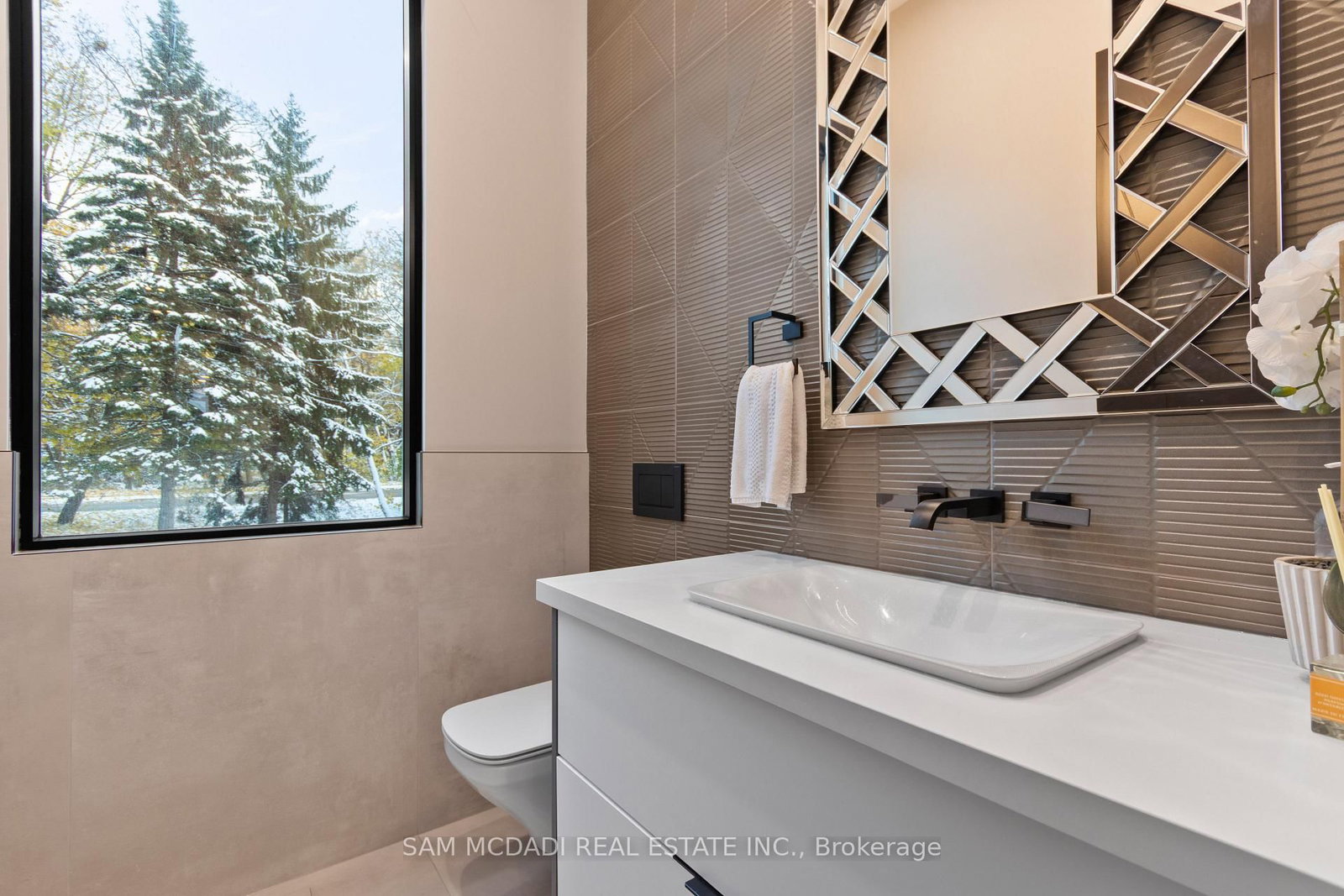 Detached House for sale at 112 Elton Park Road, Oakville, Ontario, L6J 4C1 - Morrison - MLS: W12539428