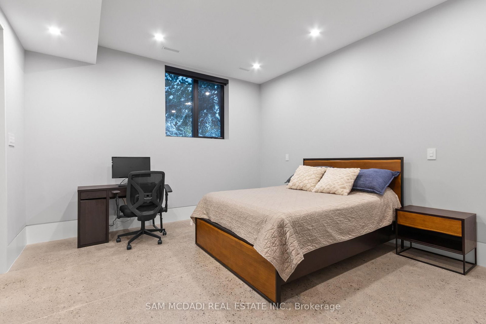 Detached House for sale at 112 Elton Park Road, Oakville, Ontario, L6J 4C1 - Morrison - MLS: W12539428