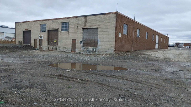 4626 Burgoyne St, Mississauga, L4W 1G1 | Image 2