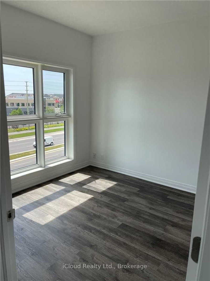 320 - 102 Grovewood Common Dr, Oakville, L6H 0X2 | Image 3