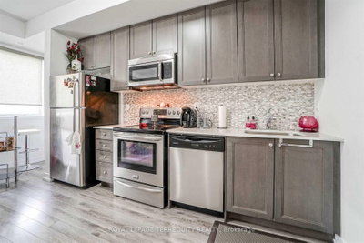 Townhouse leased at 6A-867 Wilson Avenue, Toronto, Ontario, M3K 0A4 - Downsview-Roding-CFB - MLS: W12542654