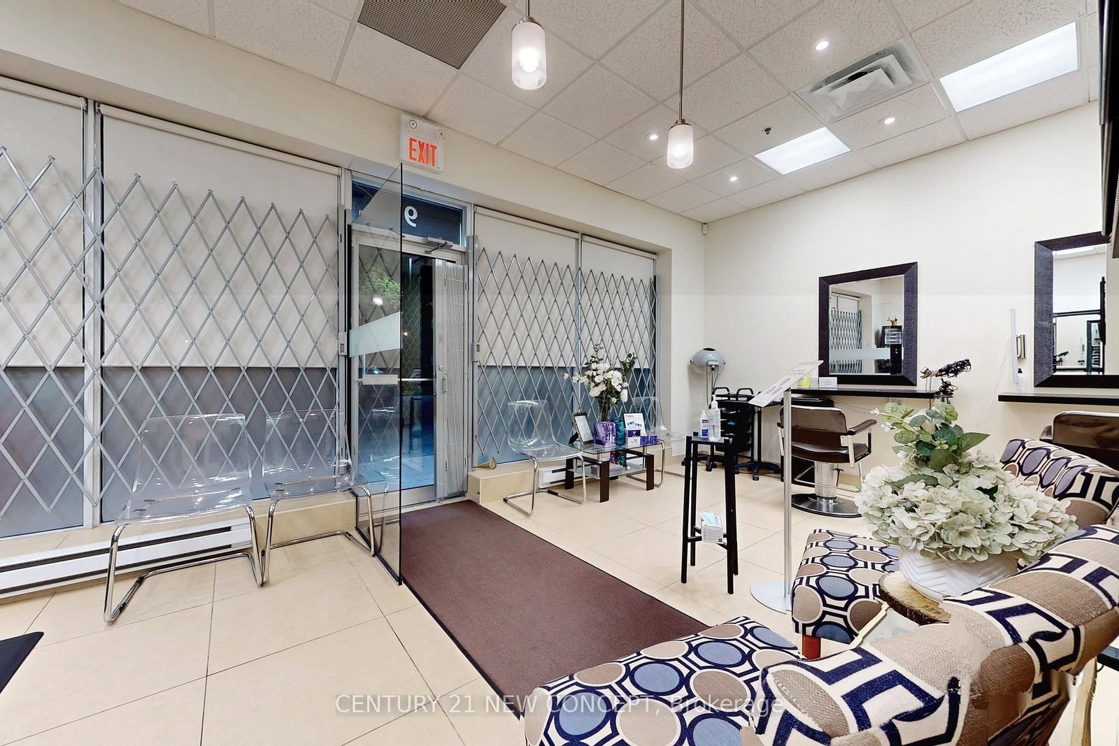 9-2800 Skymark Avenue - Photo 20