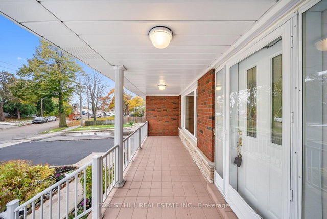 592 GLEN PARK Avenue