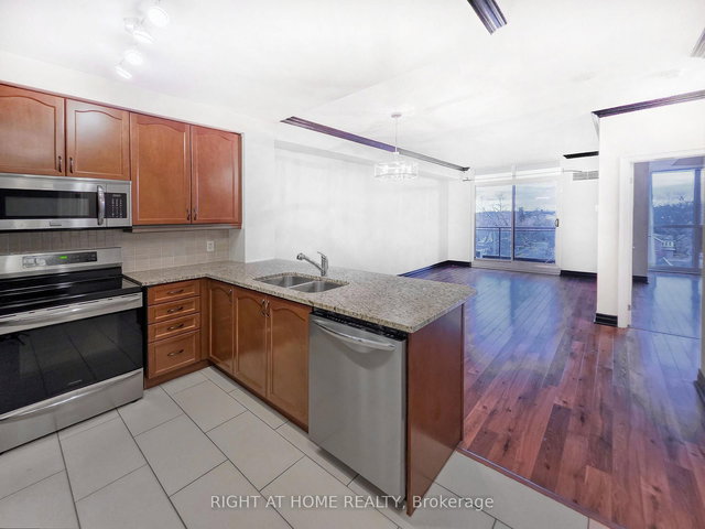 508 - 100 John Street