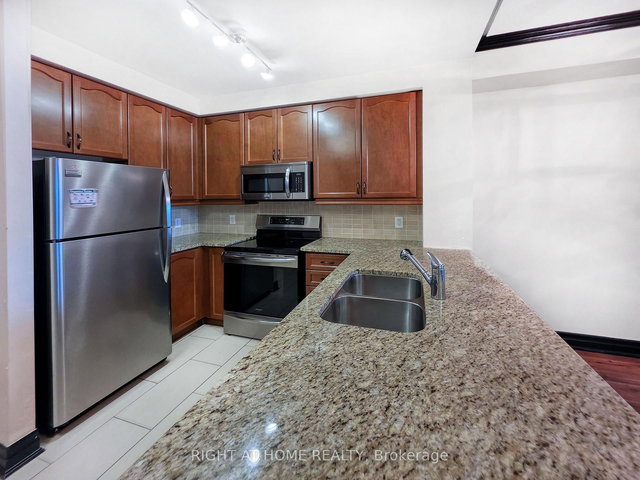 508 - 100 John Street