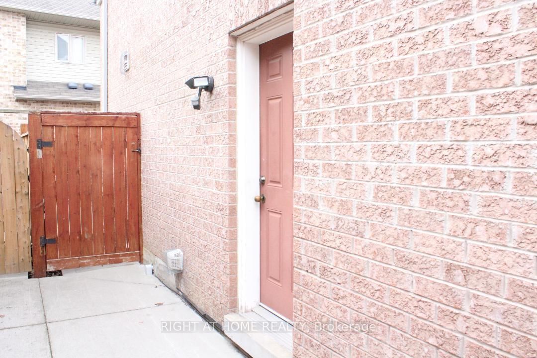 Listing Image 33