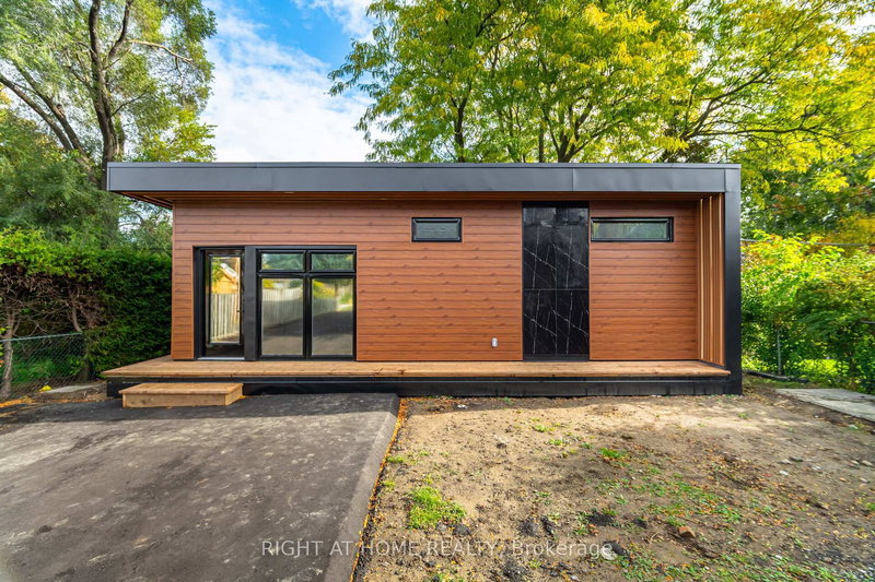 Garden Suite - 25 Templar Dr, Toronto, M9R 3C6 | Image 3