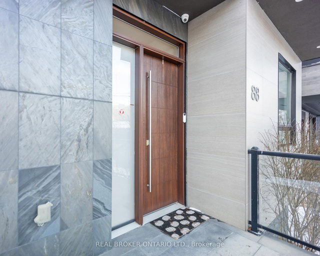 88 South Kingsway Way