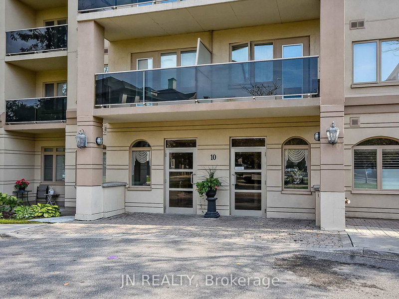 109 - 10 Dayspring Circ, Brampton, L6P 1B9 | Image 3