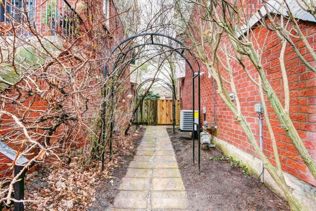 16 Normandy Place