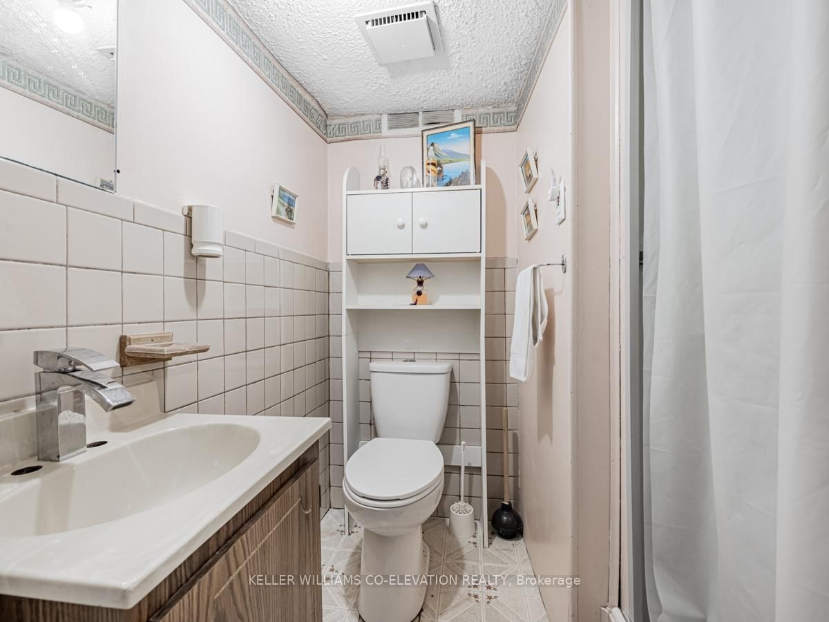 Semi-Detached House for sale at 94 Archibald Street, Brampton, Ontario, L6X 1L9 - Brampton West - MLS: W12550184