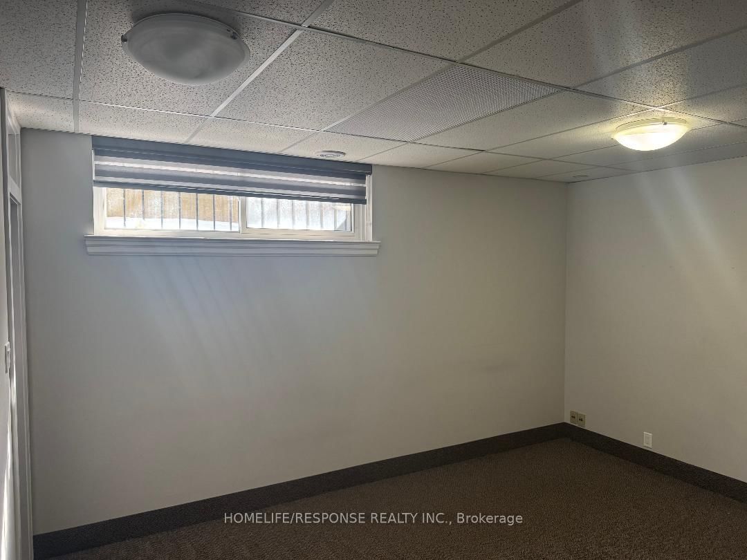 4275 VILLAGE CENTRE Court, Unit LL03/06 - Photo 11