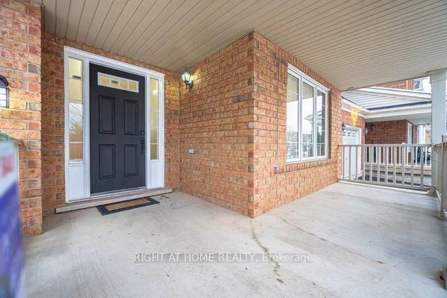 1089 Hepburn Rd, Milton, L9T 6X6 | Image 3