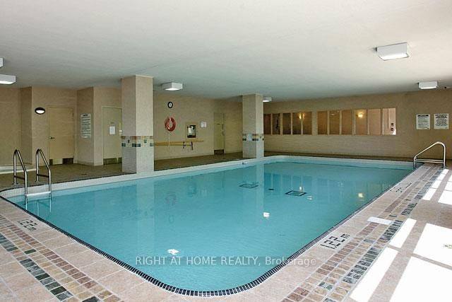 2205 - 156 Enfield Place