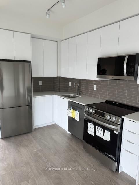 1308 - 225 Malta Avenue