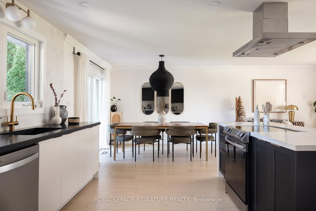 3495 Riverspray Crescent