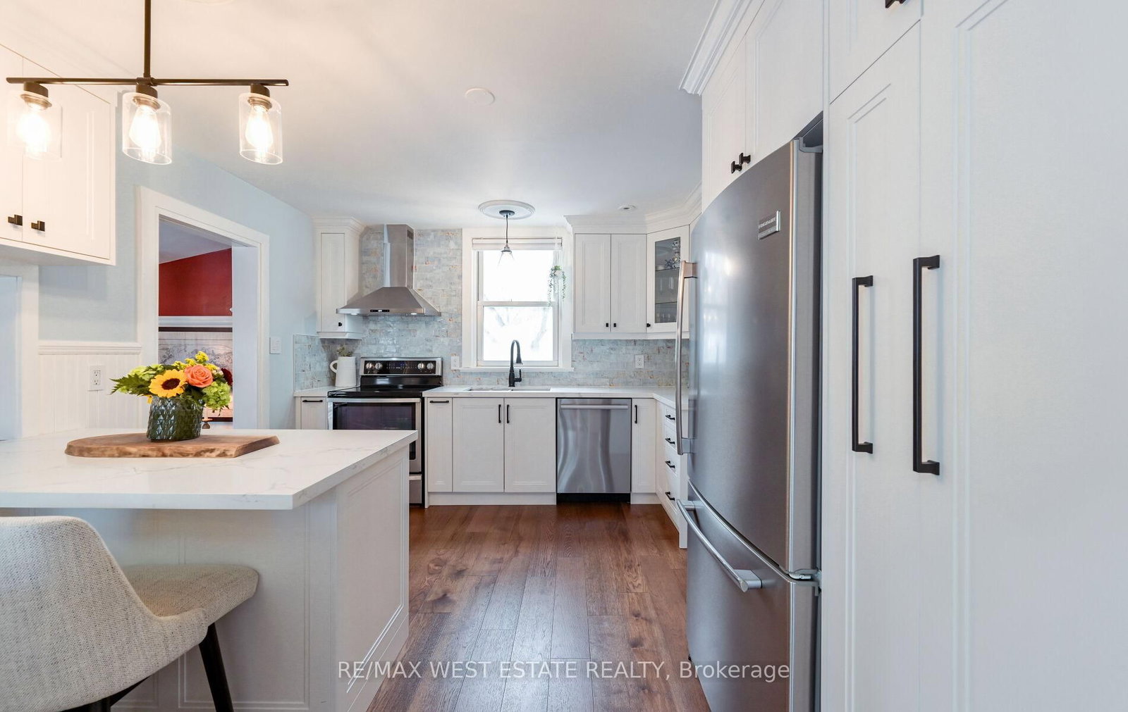 Detached House for sale at 122 King Street, Caledon, Ontario, L7E 3G2 - Bolton East - MLS: W12559970