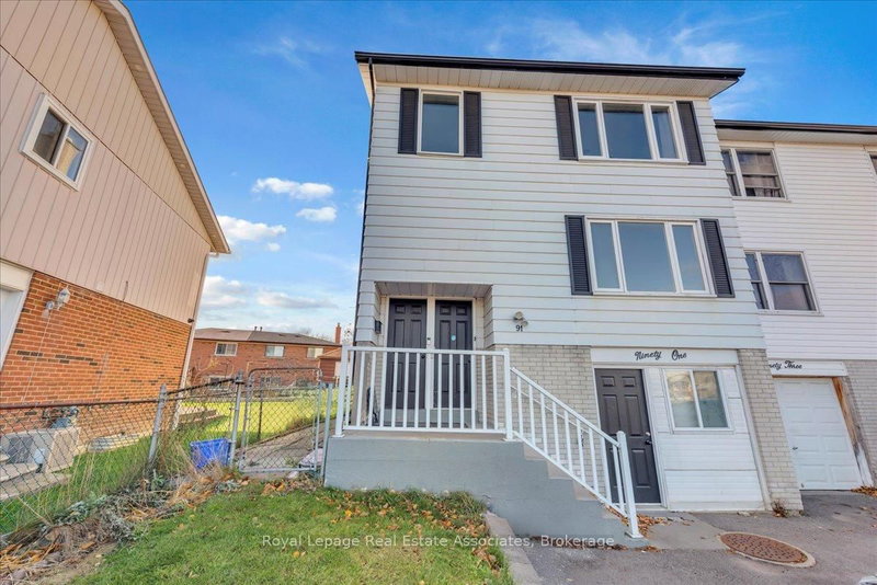 91 Bruce beer Dr, Brampton, L6V 2Z7 | Image 3