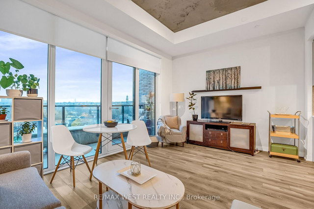 617 - 1808 St. Clair Avenue W