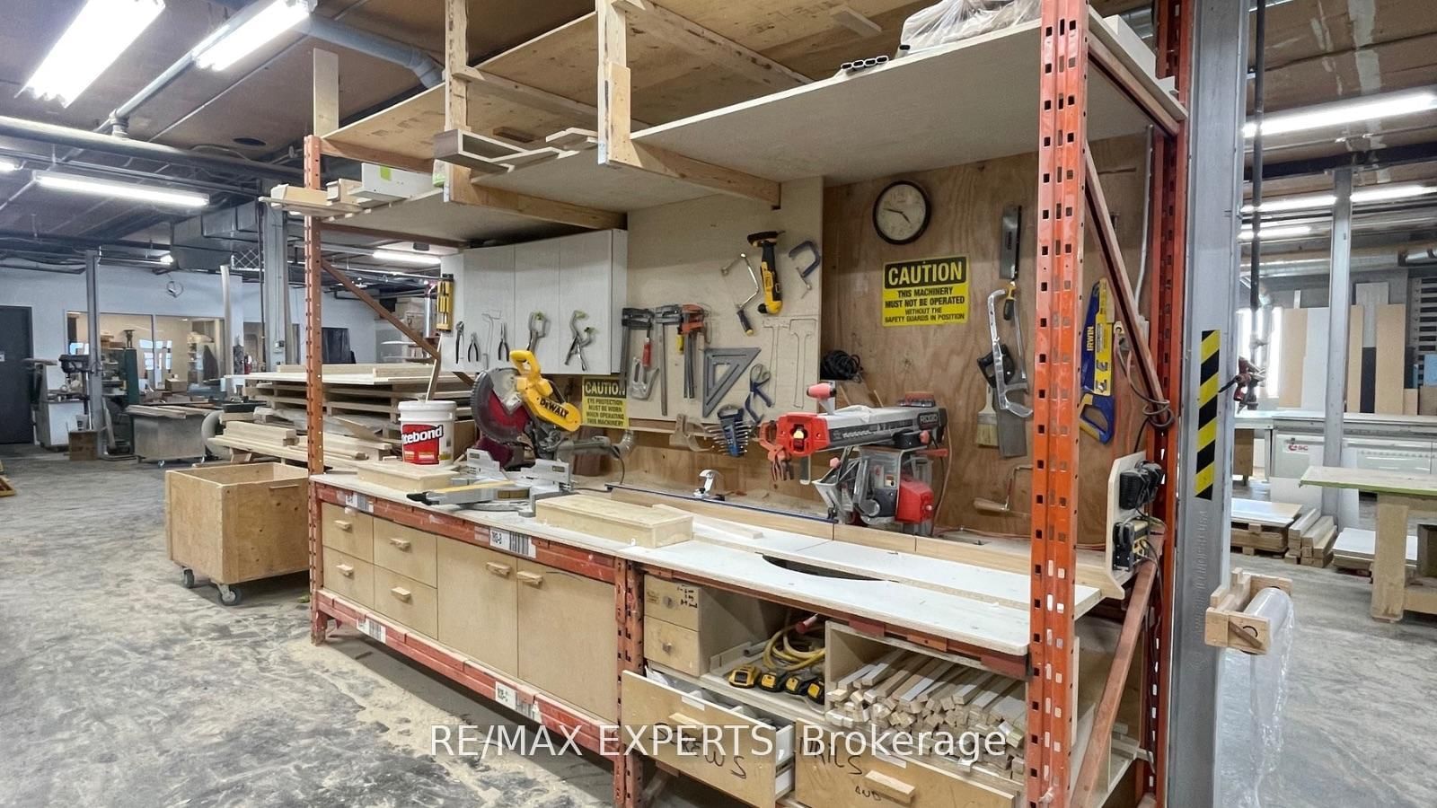 82 Industry Street - Photo 6