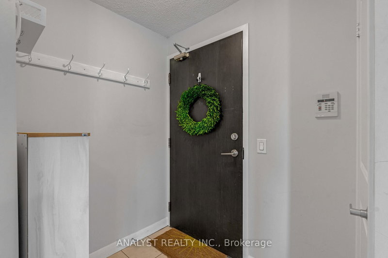 2802 - 225 Sherway Gardens Rd, Toronto, M9C 0A2 | Image 2