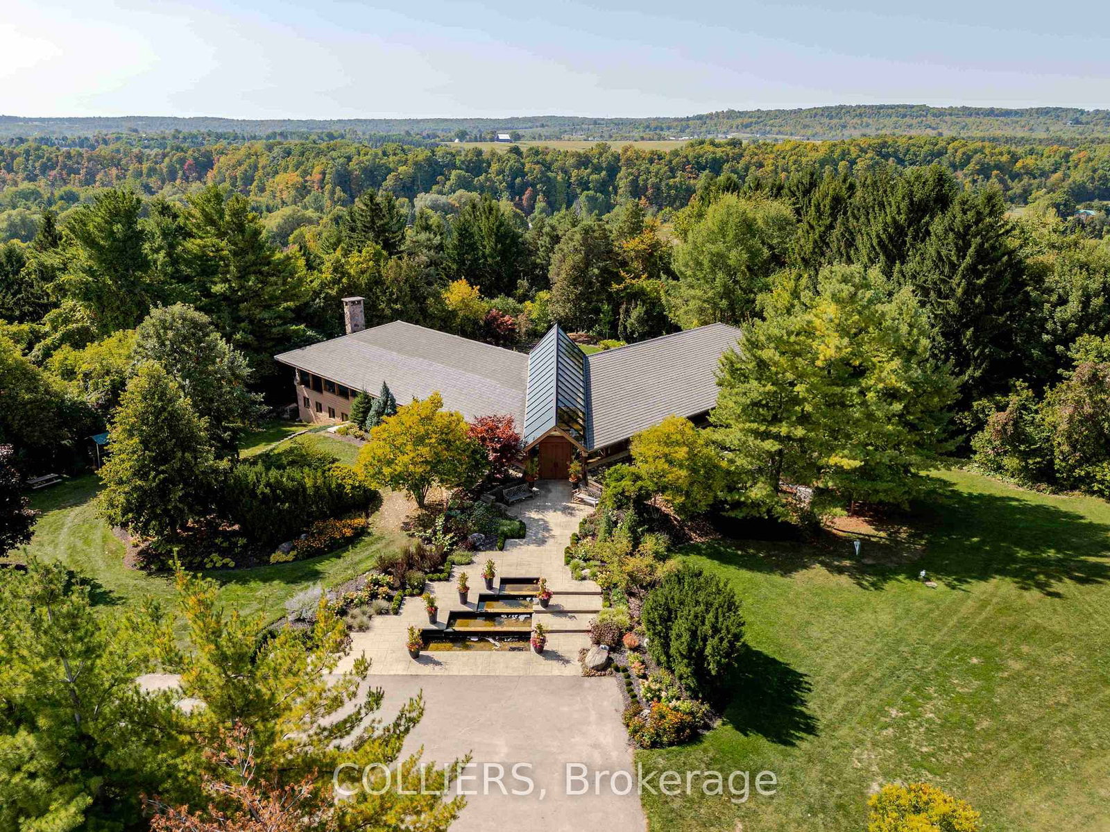 12302 10th Line - Photo 8