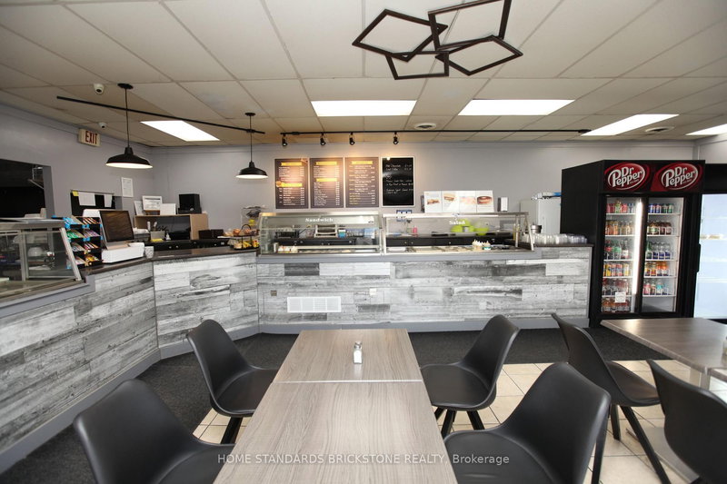 4069 Chesswood Dr, Toronto, M3J 2R8 | Image 3