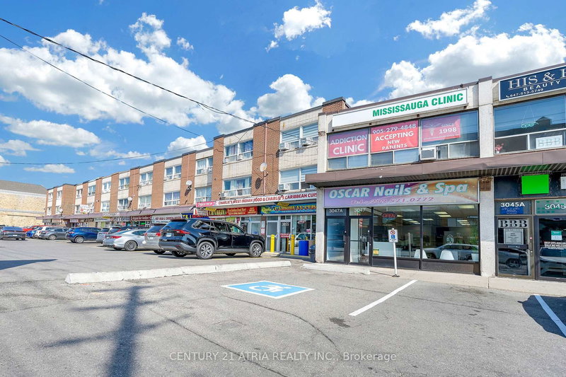 3047 Hurontario St, Mississauga, L5A 2G9 | Image 2