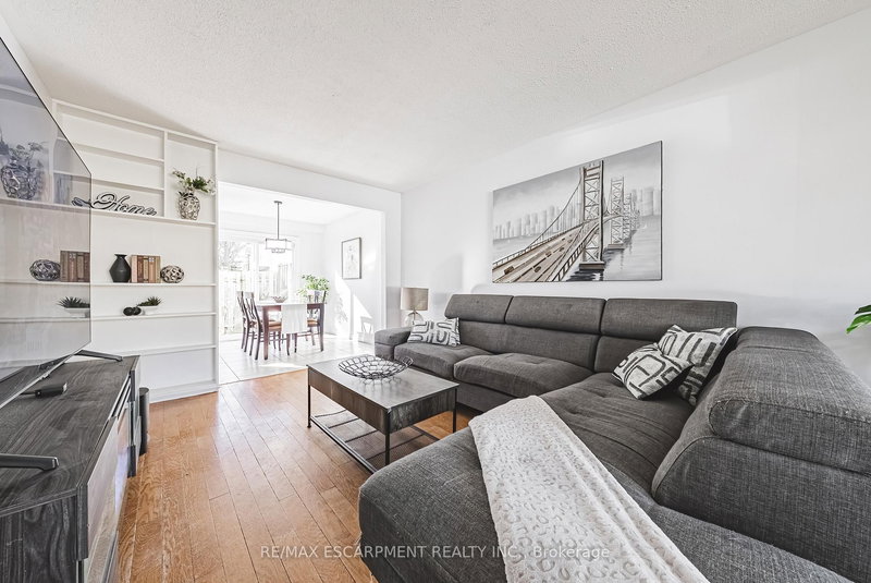 4 - 2220 UPPER MIDDLE Rd, Burlington, L7P 3P4 | Image 3