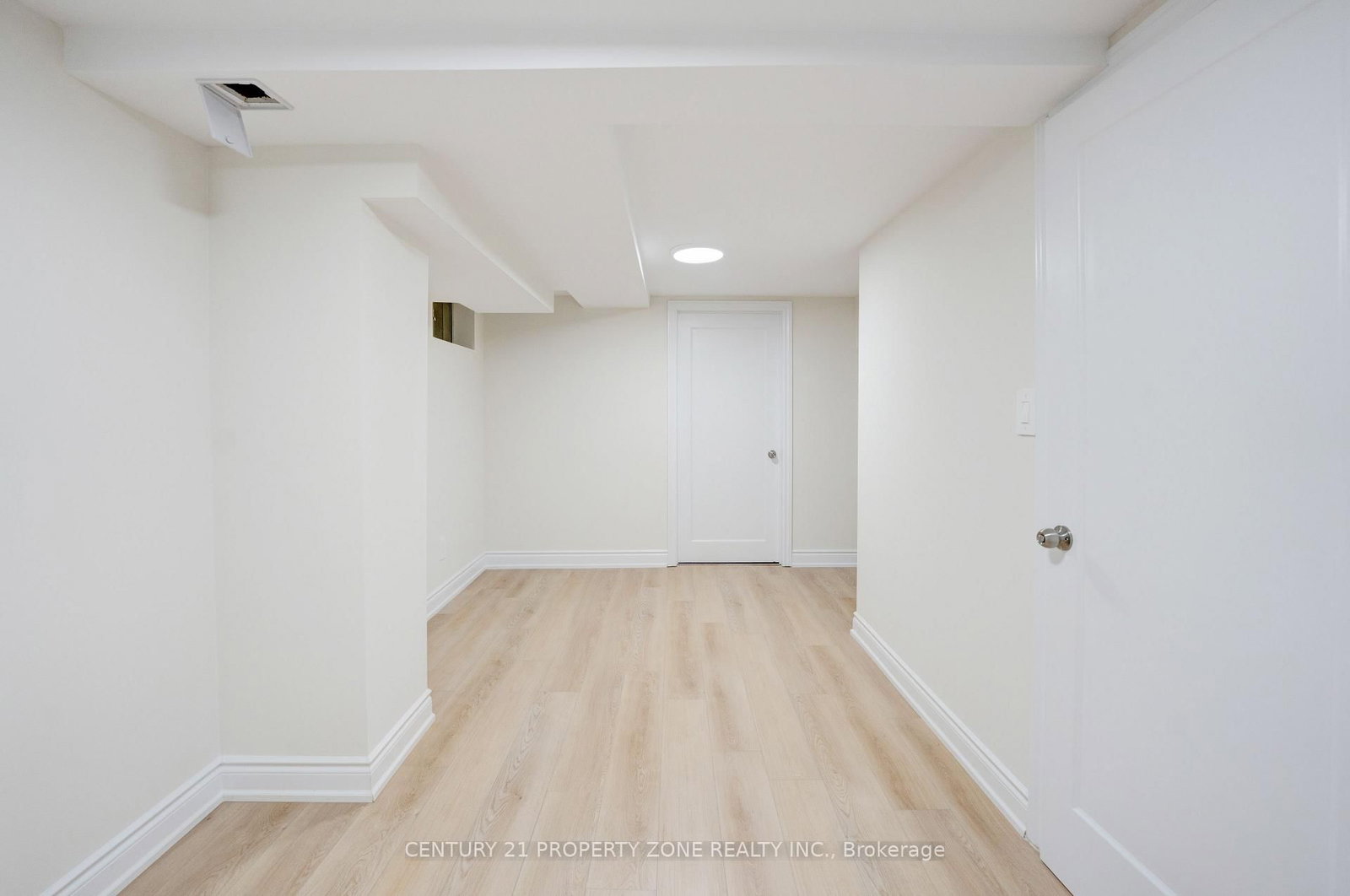 Detached House sold at 187 Martha Crescent, Caledon, Ontario, L7E 4X2 - Bolton West - MLS: W12566168