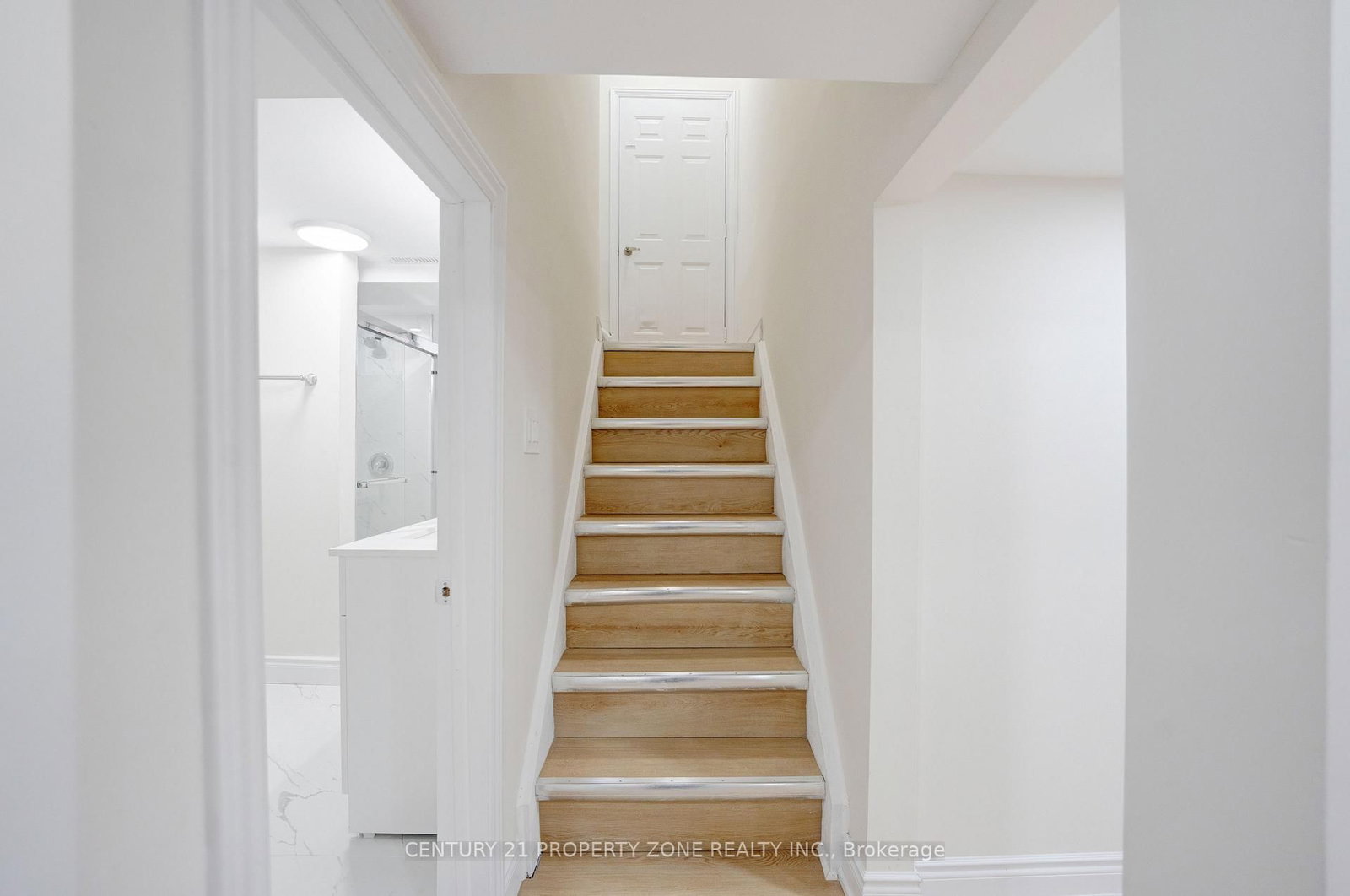 Detached House sold at 187 Martha Crescent, Caledon, Ontario, L7E 4X2 - Bolton West - MLS: W12566168