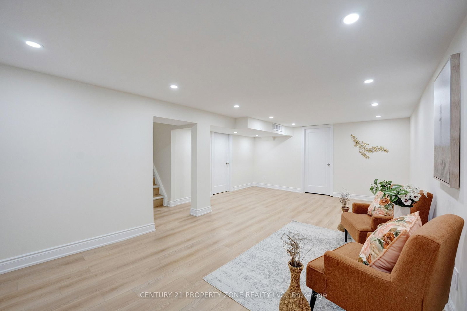 Detached House sold at 187 Martha Crescent, Caledon, Ontario, L7E 4X2 - Bolton West - MLS: W12566168