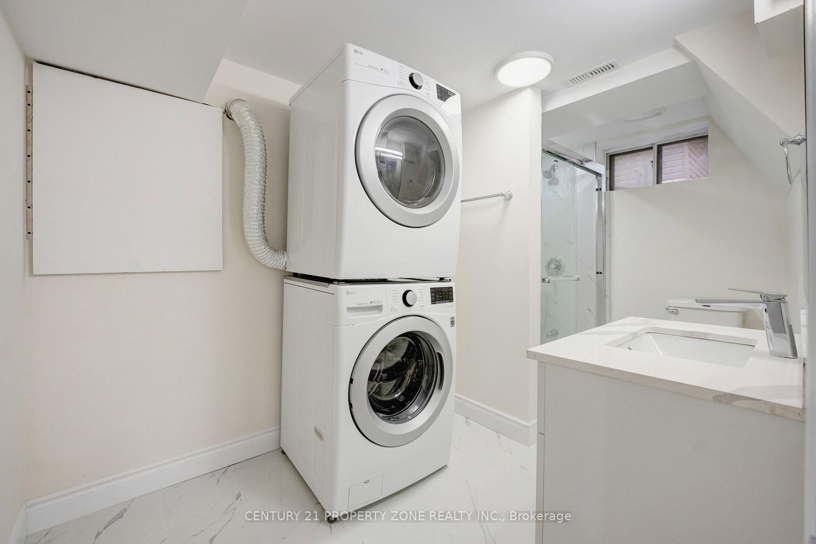 Detached House sold at 187 Martha Crescent, Caledon, Ontario, L7E 4X2 - Bolton West - MLS: W12566168