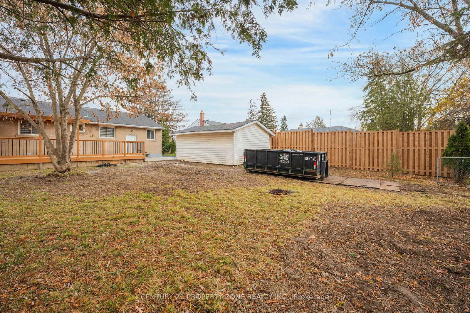 Detached House sold at 187 Martha Crescent, Caledon, Ontario, L7E 4X2 - Bolton West - MLS: W12566168