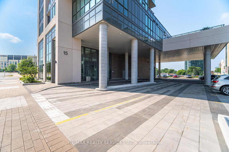1506 - 15 Lynch St, Brampton, L6W 0C7 | Image 3