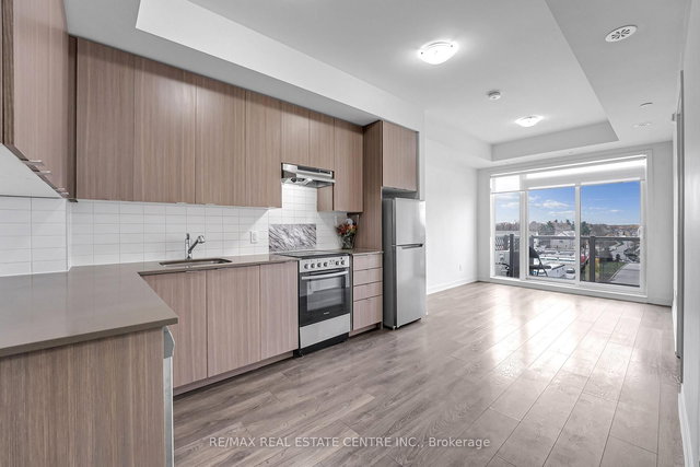 407 - 62 Sky Harbour Drive