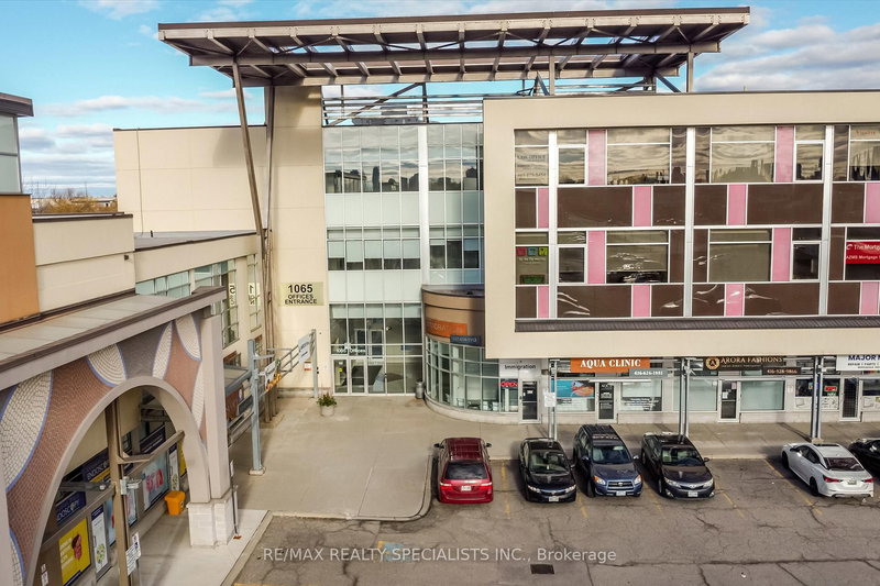126 - 1065 Canadian Pl, Mississauga, L4W 0C2 | Image 2