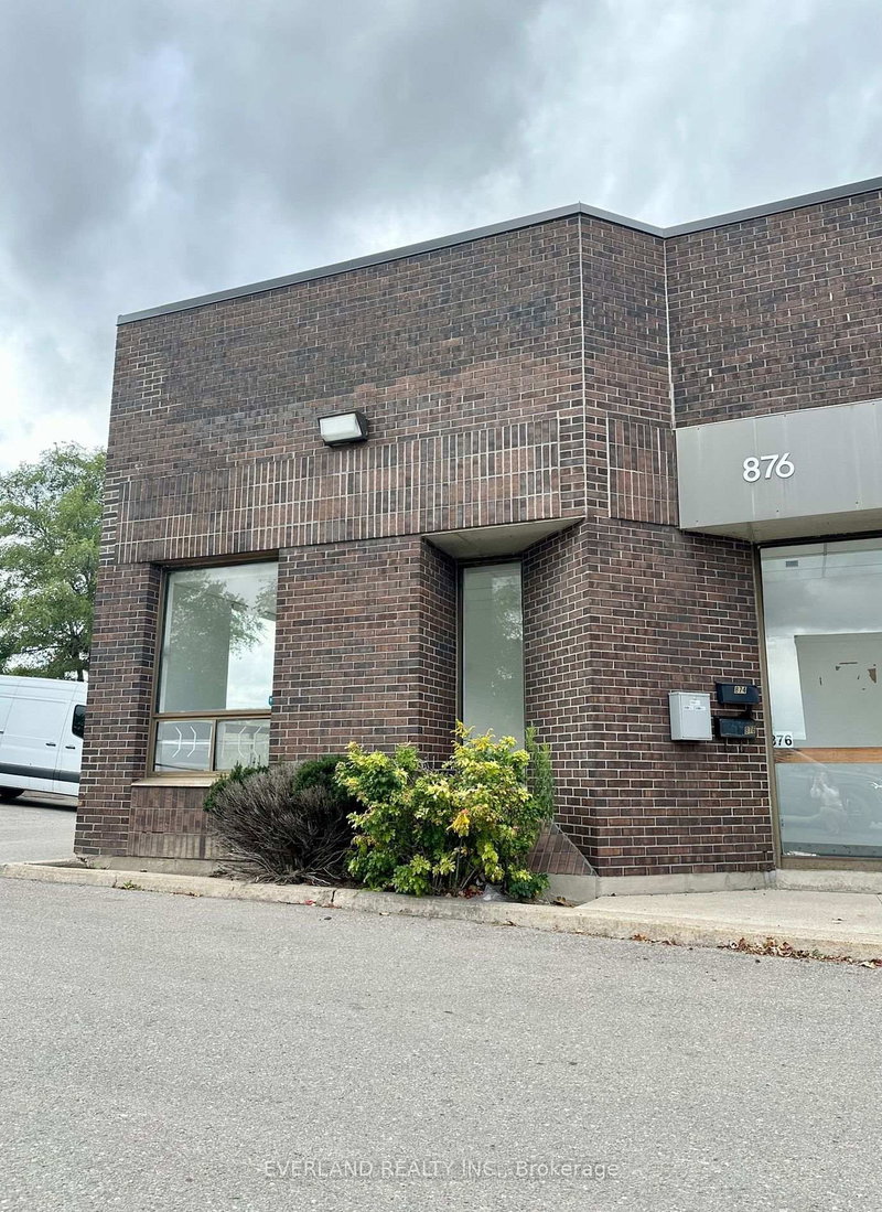 876 Magnetic Dr, Toronto, M3J 3N2 | Image 2