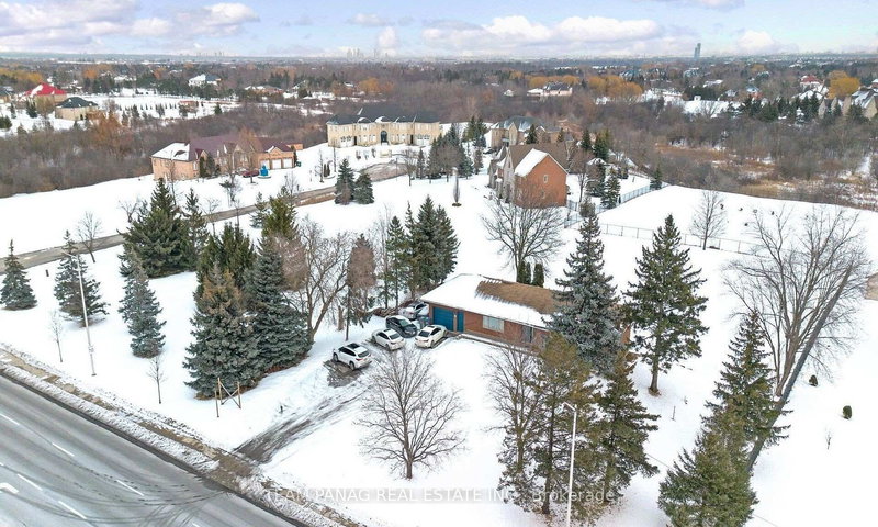 3821 Countryside Dr, Brampton, L6P 0T5 | Image 3