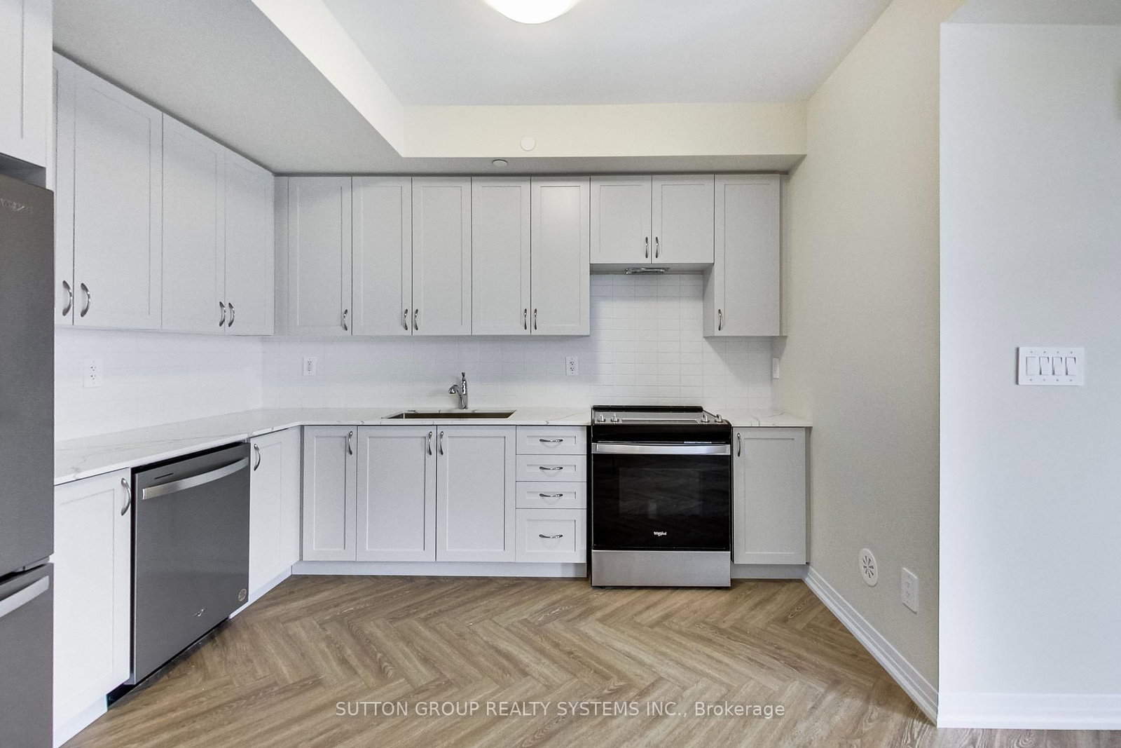 1577 Rose Milton,ON L9E 1V8 — Photo 2