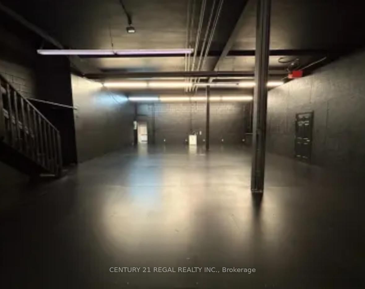 G-1110 Dupont Street - Photo 2